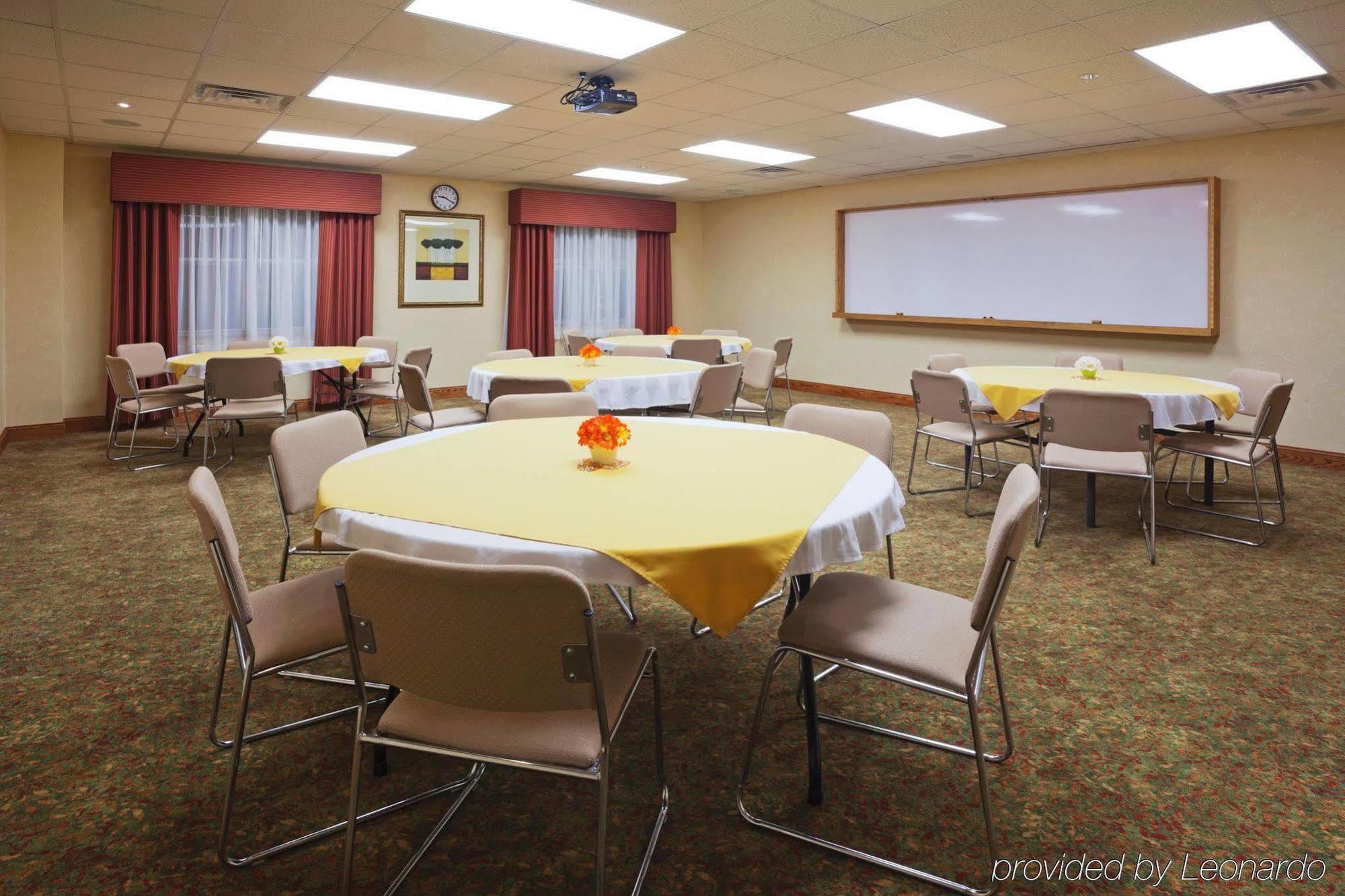 Country Inn & Suites By Radisson, Ithaca, Ny Üzleti fotó